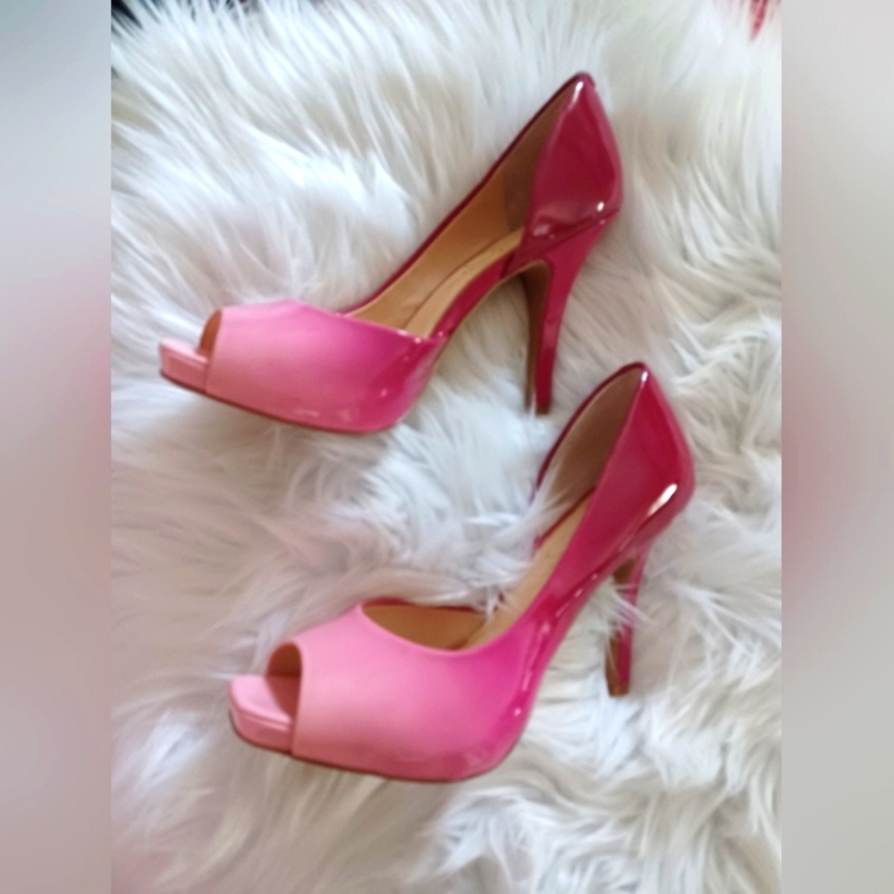 Gorgeous pink ombre Jessica Simpson pumps